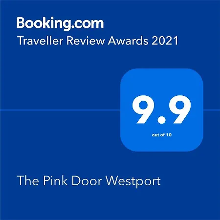 Couette-café The Pink Door 3*