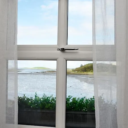 The Pink Door Bed & Breakfast Westport