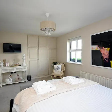 The Pink Door Bed & Breakfast